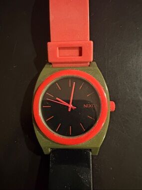 Nixon Watch